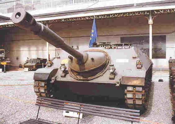 構型特殊的PJK-90驅逐戰車